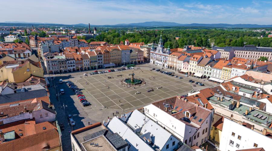 Ми пропонуємо різноманітний вибір варіантів оренди автомобілів у Чеські Будейовіце.